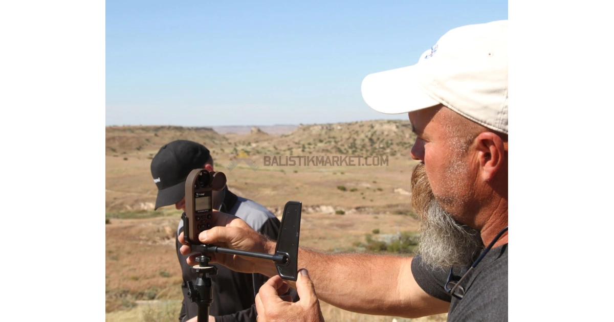 Kestrel 5700 Elite Hava Ölçüm İstasyonu & Applied Ballistics + LINK (Tan)