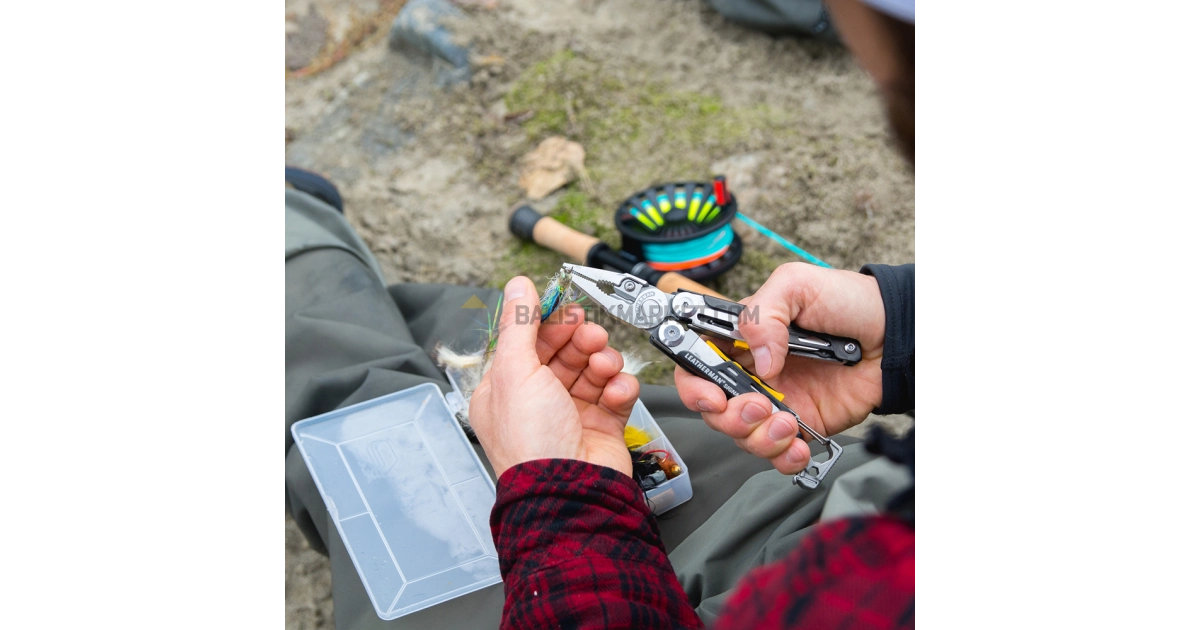 Leatherman Signal Çok Amaçlı Pense (Metalik)