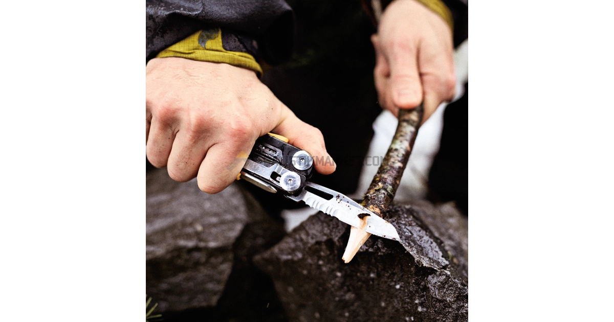 Leatherman Signal Çok Amaçlı Pense (Black Silver)
