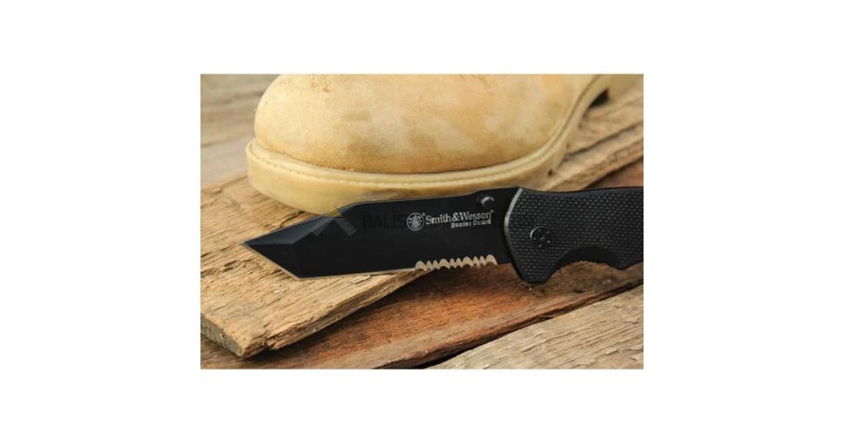 Smith & Wesson Border Guard Tanto Çakı
