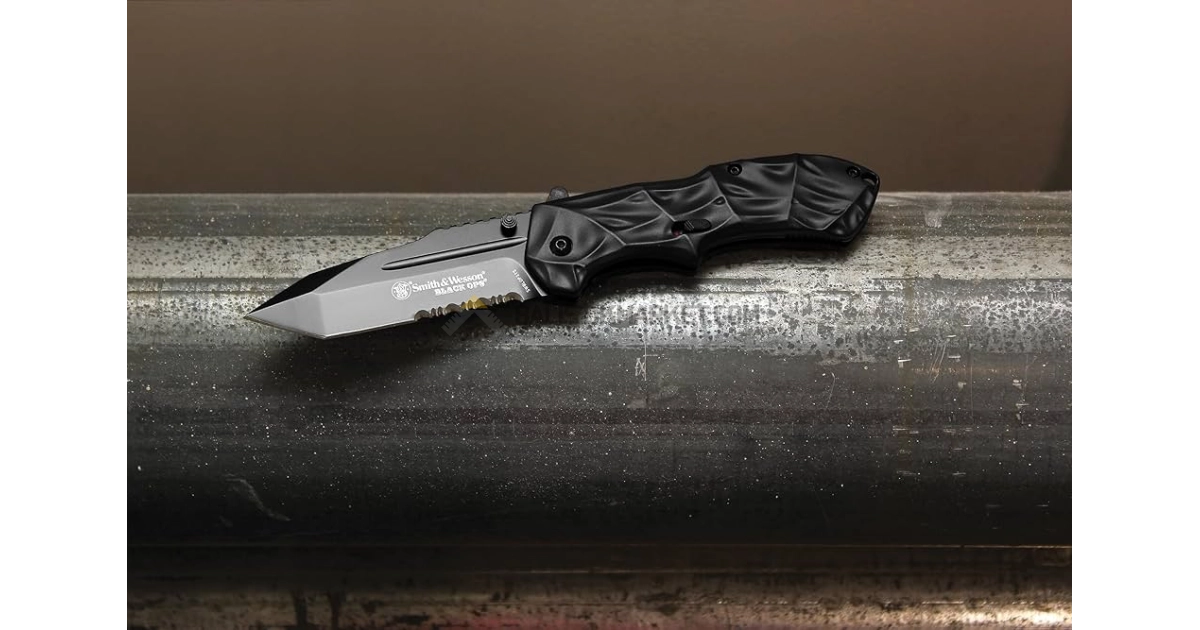 Smith & Wesson Black Ops M.A.G.I.C. Assisted Opening Tanto Çakı