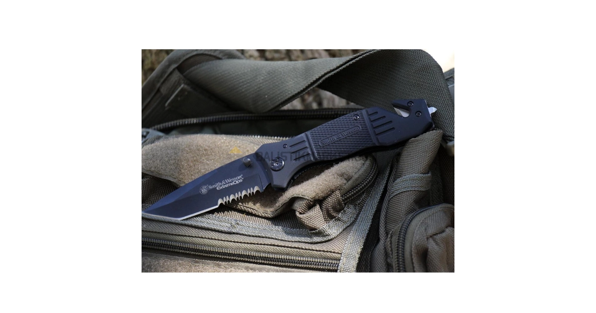 Smith & Wesson Extreme Ops Serrated Tanto Kurtarma Çakısı