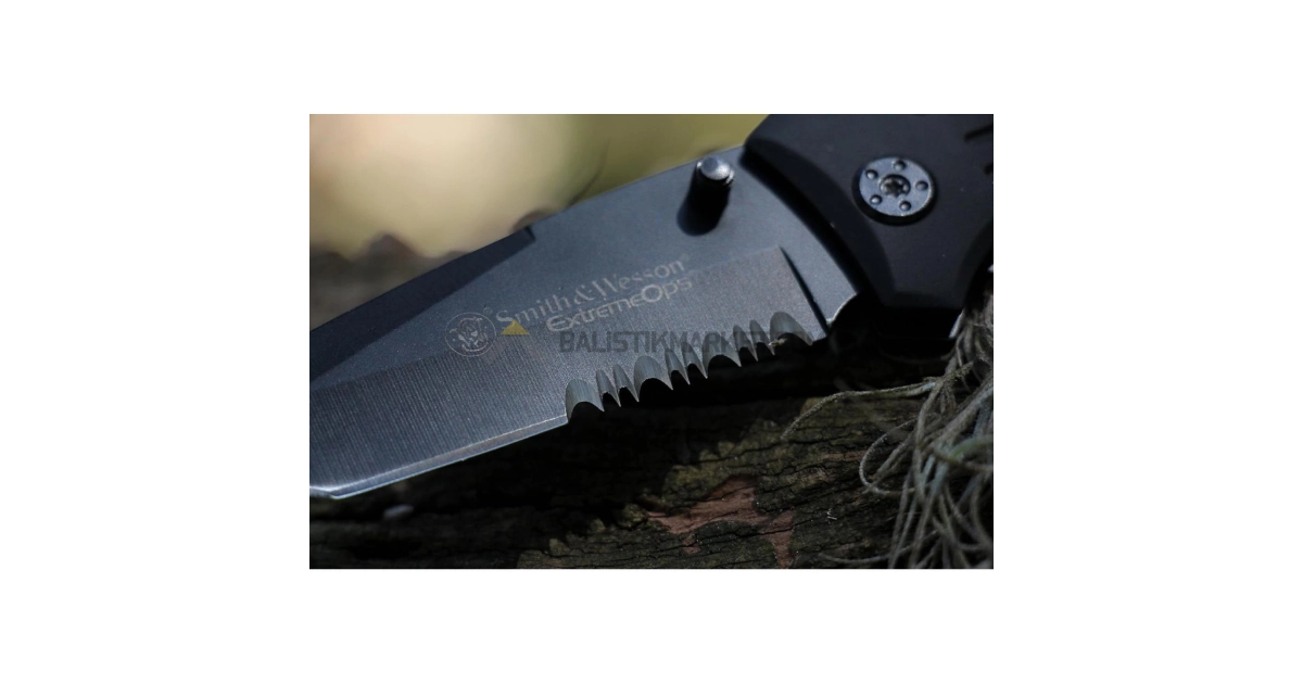 Smith & Wesson Extreme Ops Serrated Tanto Kurtarma Çakısı
