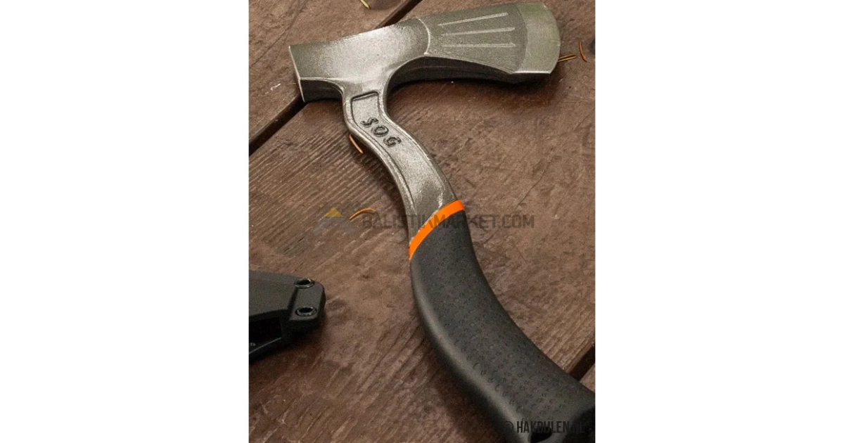 SOG F16N Base Camp Axe Balta
