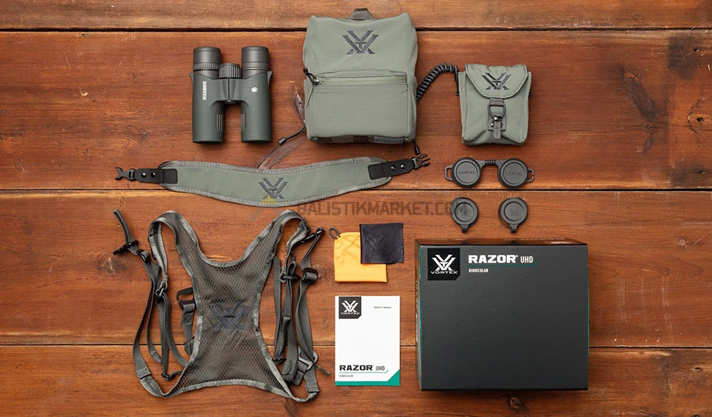 Vortex Razor UHD 8x32 Binocular El Dürbünü