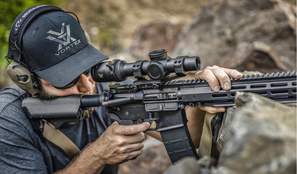 Vortex Strike Eagle 1-10x24 FFP EBR-8-BDC (MRAD) Tüfek Dürbünü